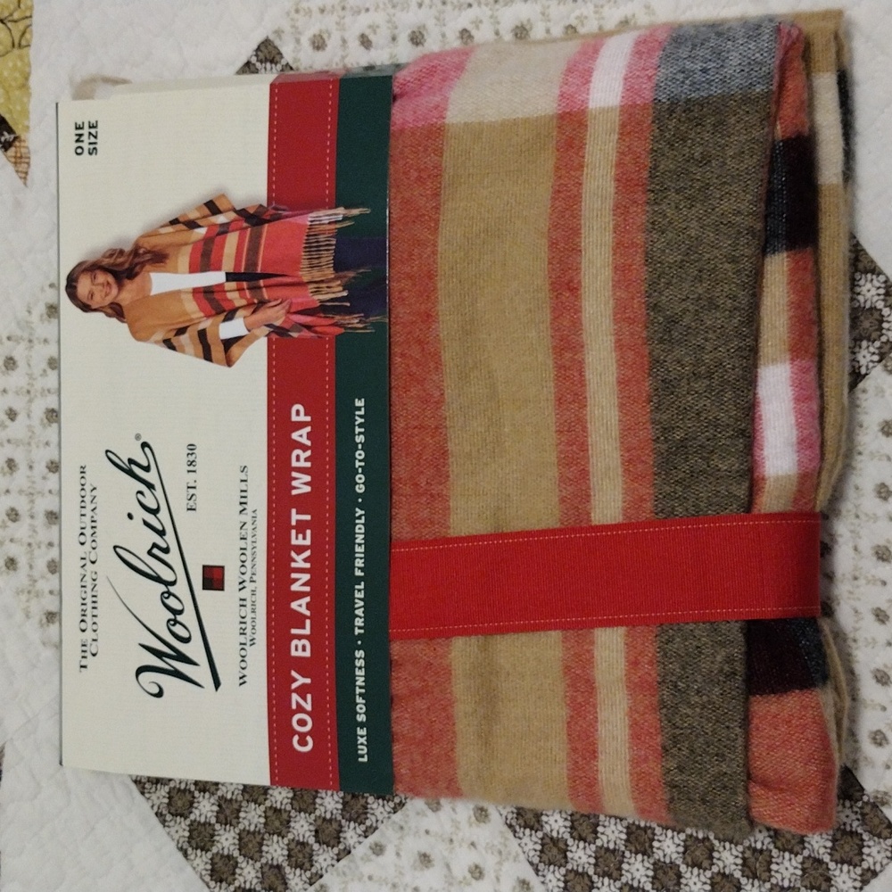 Woolrich cozy blanket wrap